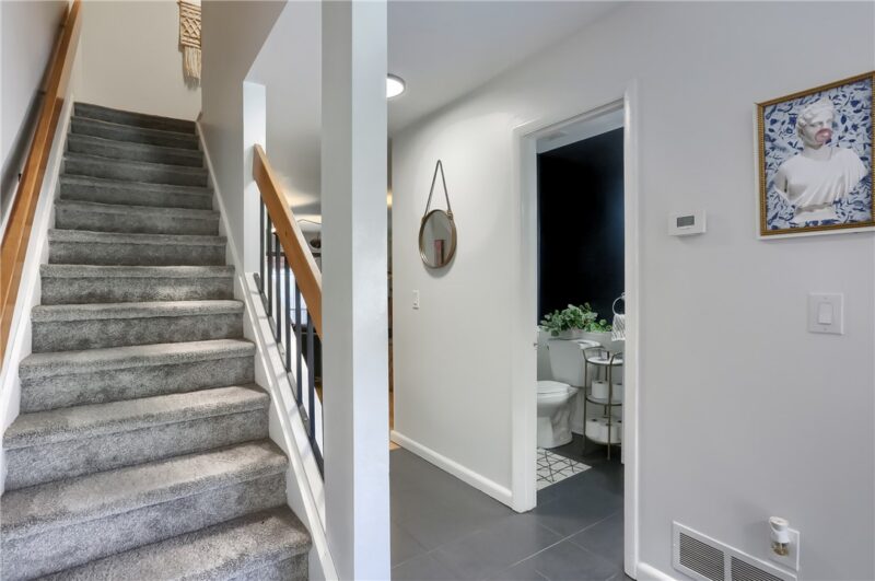 800 Fairways Dr — photo 4