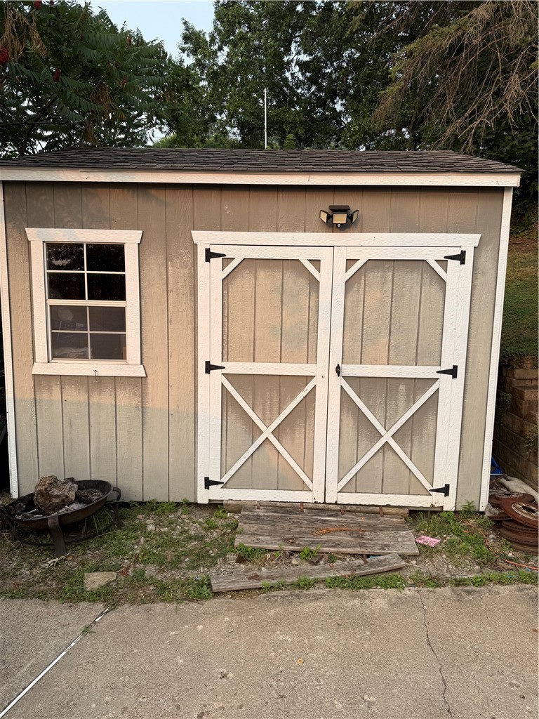 103 Sylvanus Ave — photo 3
