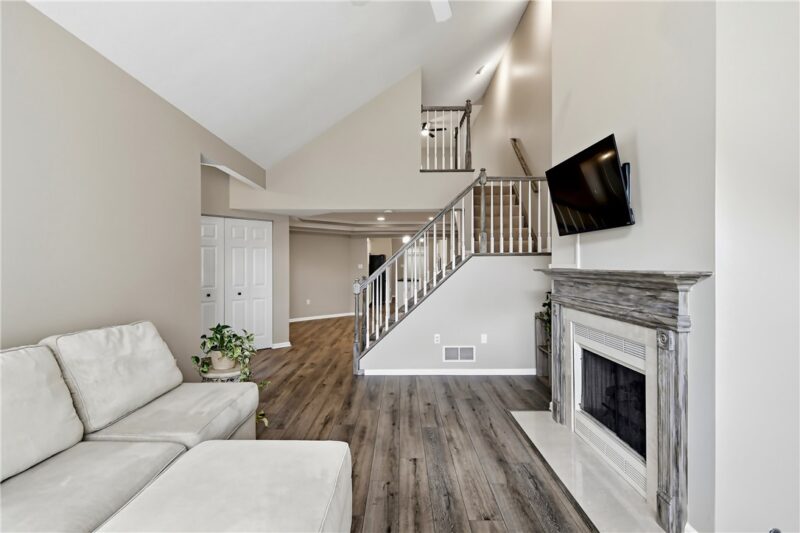 117 Linden Ct — photo 8