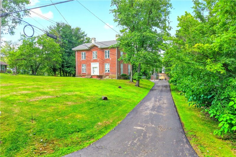 210 Tollgate Hill Rd — photo 4