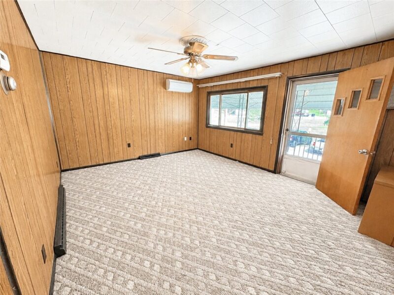 416 Grant St — photo 3