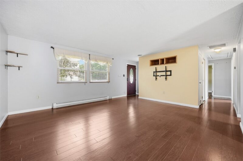 390 Gemini Drive — photo 7