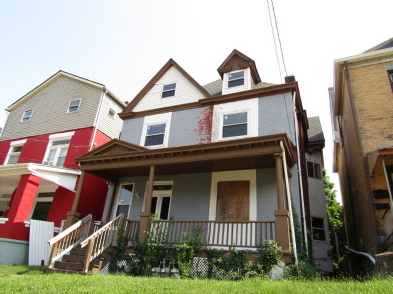 427 Rebecca Ave — photo 3