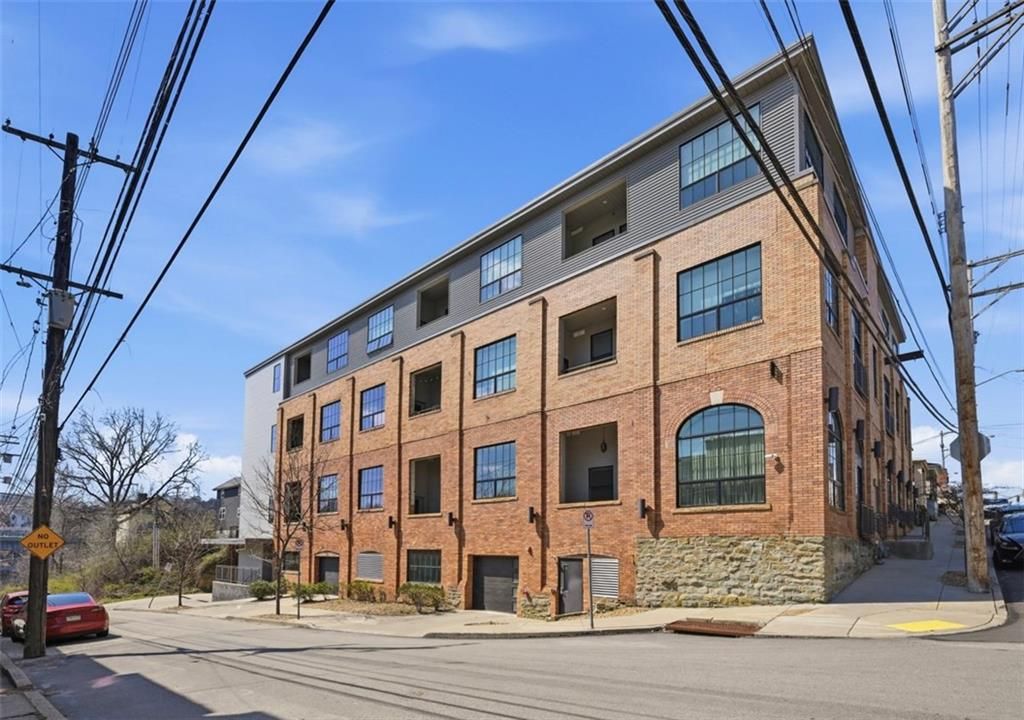 622 Gross St 306 — photo 1