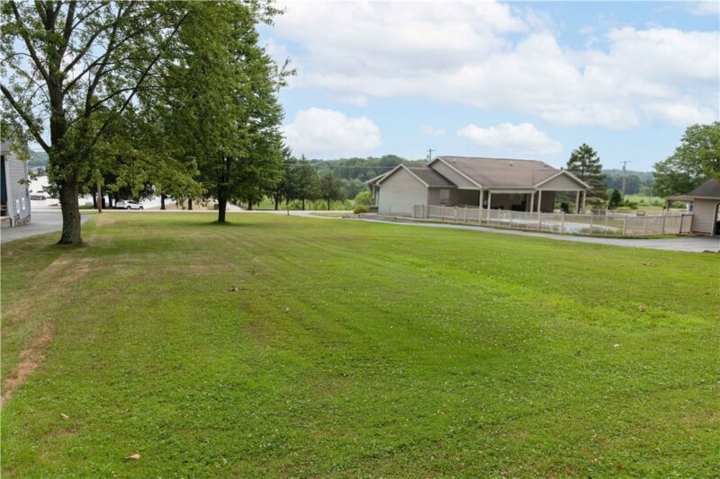 000 Latonka Dr — photo 7