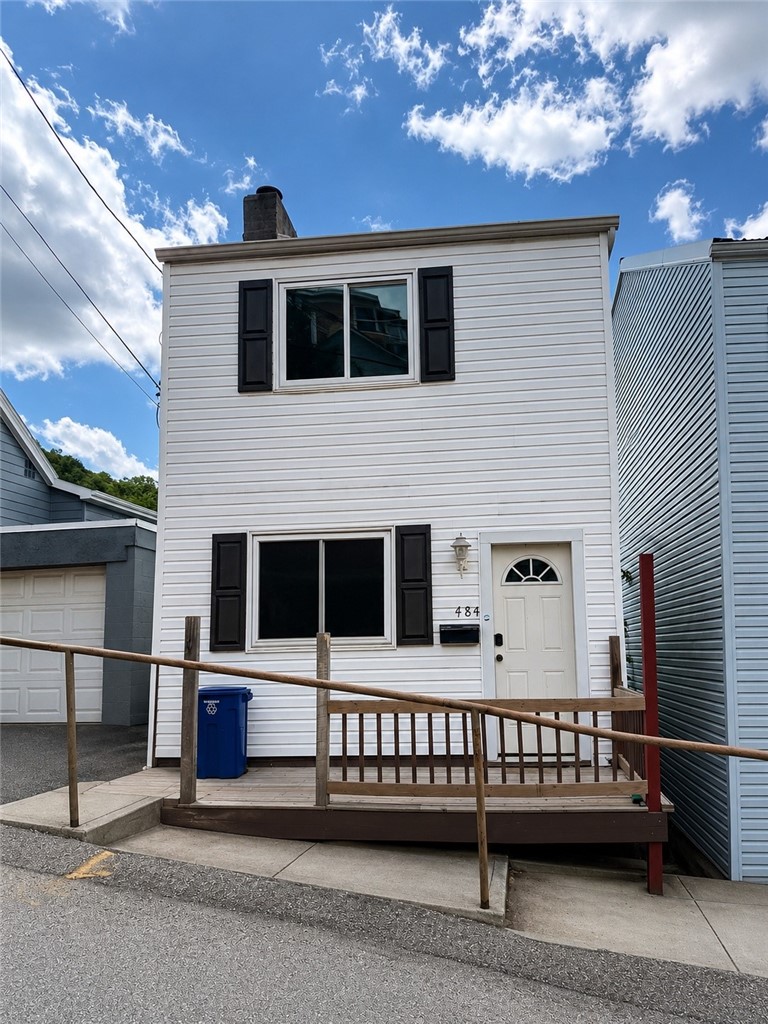 484 Sterling — photo 1