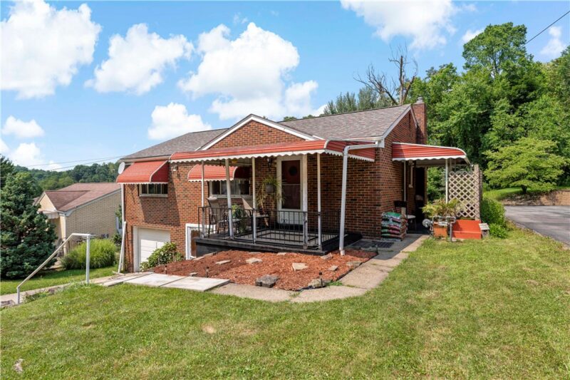 529 Naysmith Rd — photo 2