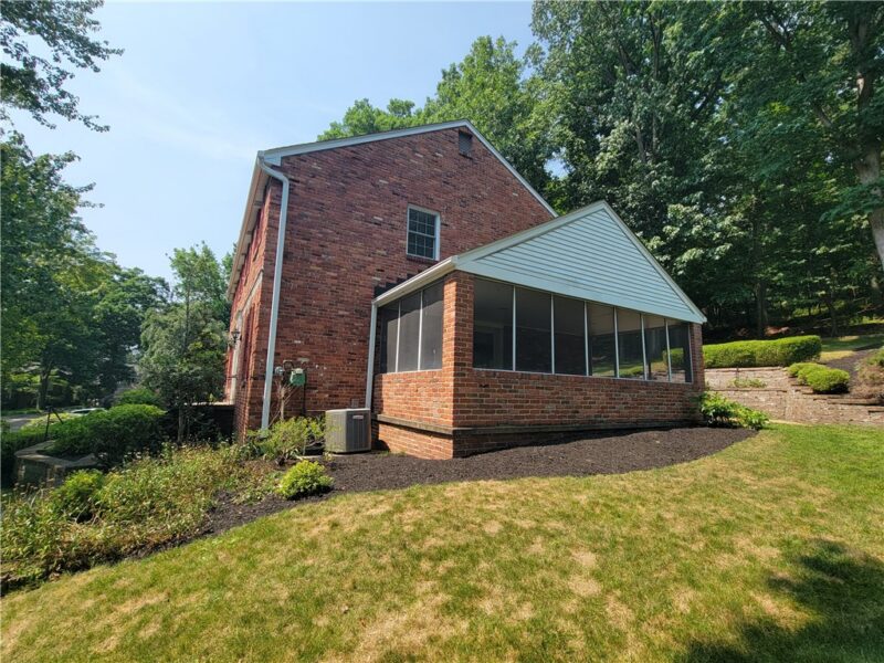 121 Berwyn Rd — photo 3