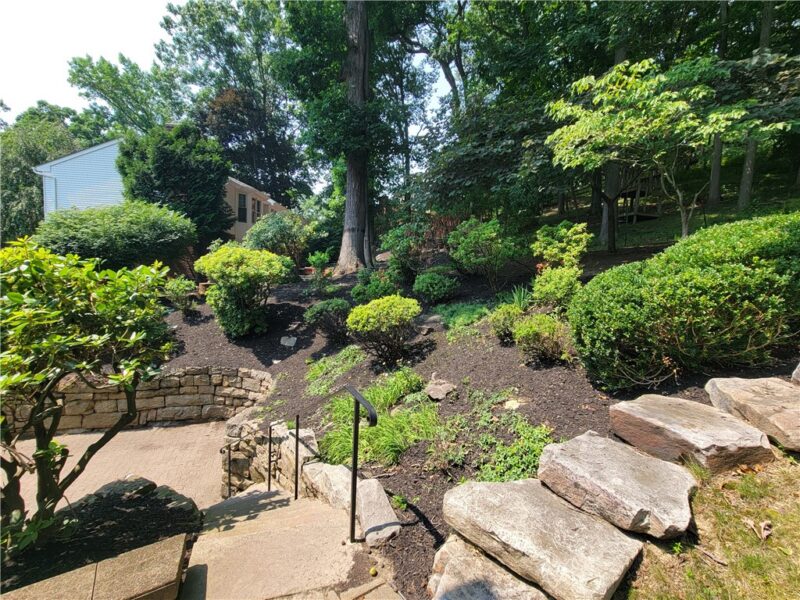 121 Berwyn Rd — photo 4