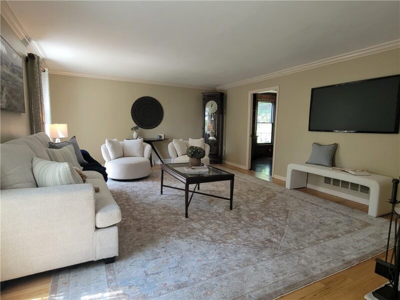 121 Berwyn Rd — photo 8