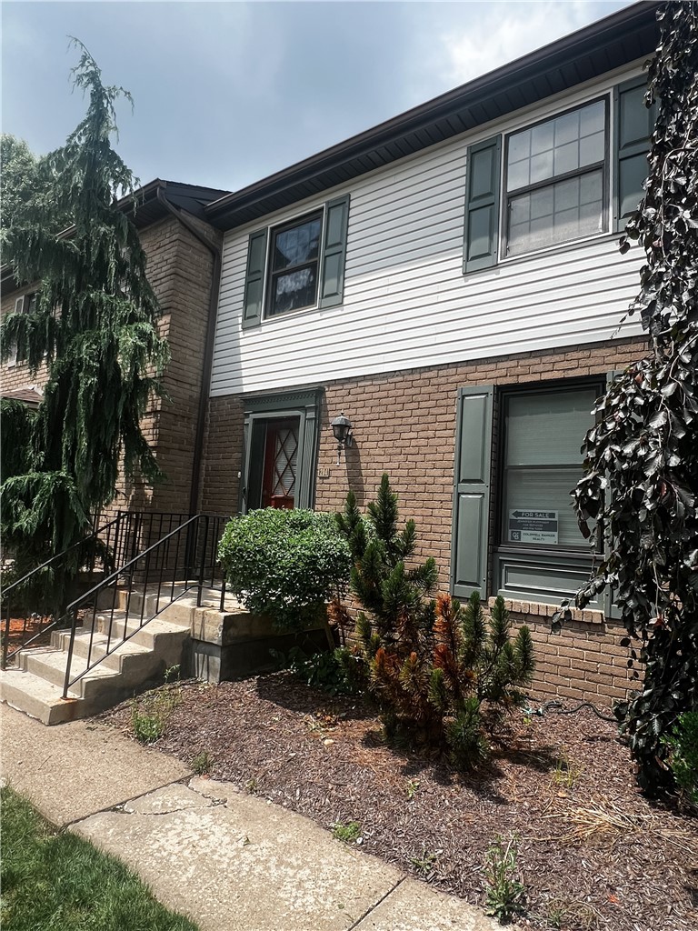 204 Rainprint Ln — photo 2