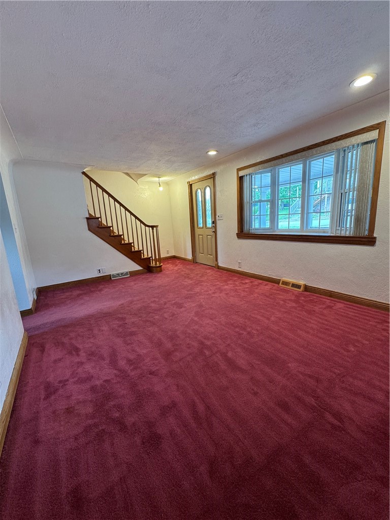 1009 Alexander Ave — photo 4
