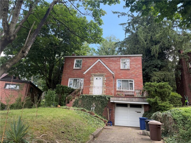 1160 Mckenna Ave — photo 2