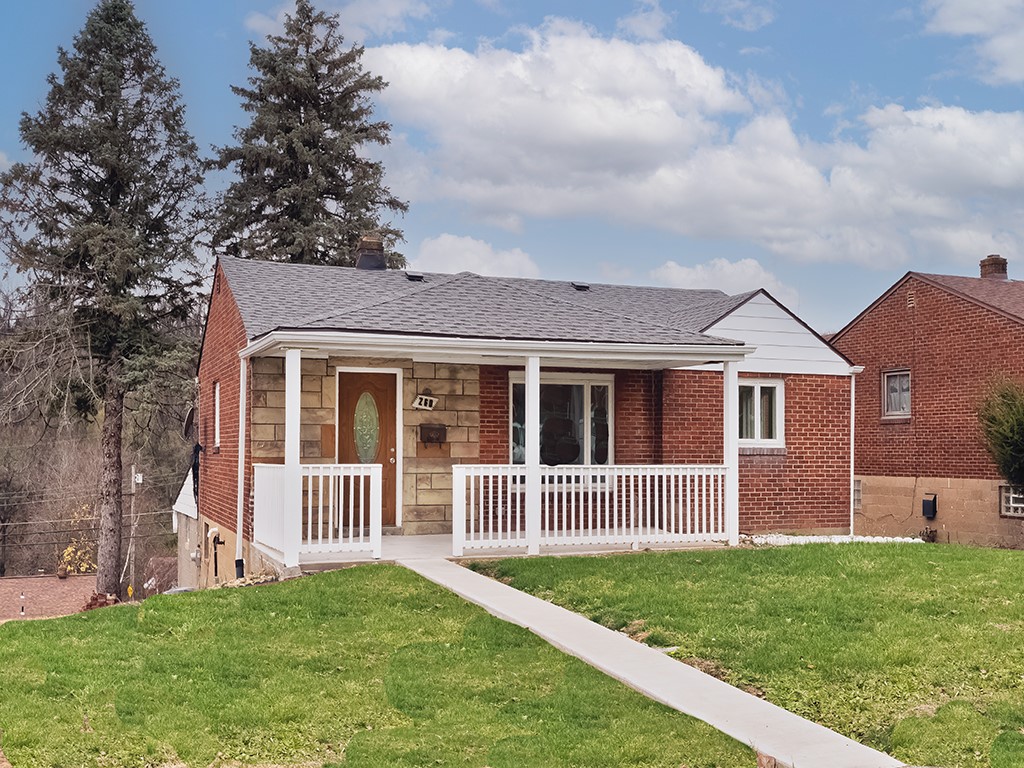 260 Creston Drive — photo 1