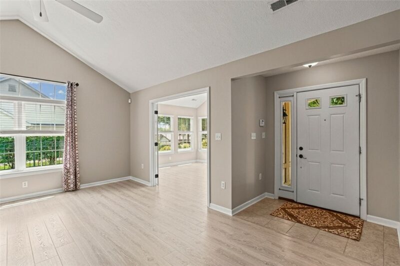 1102 Wealdstone Rd — photo 3