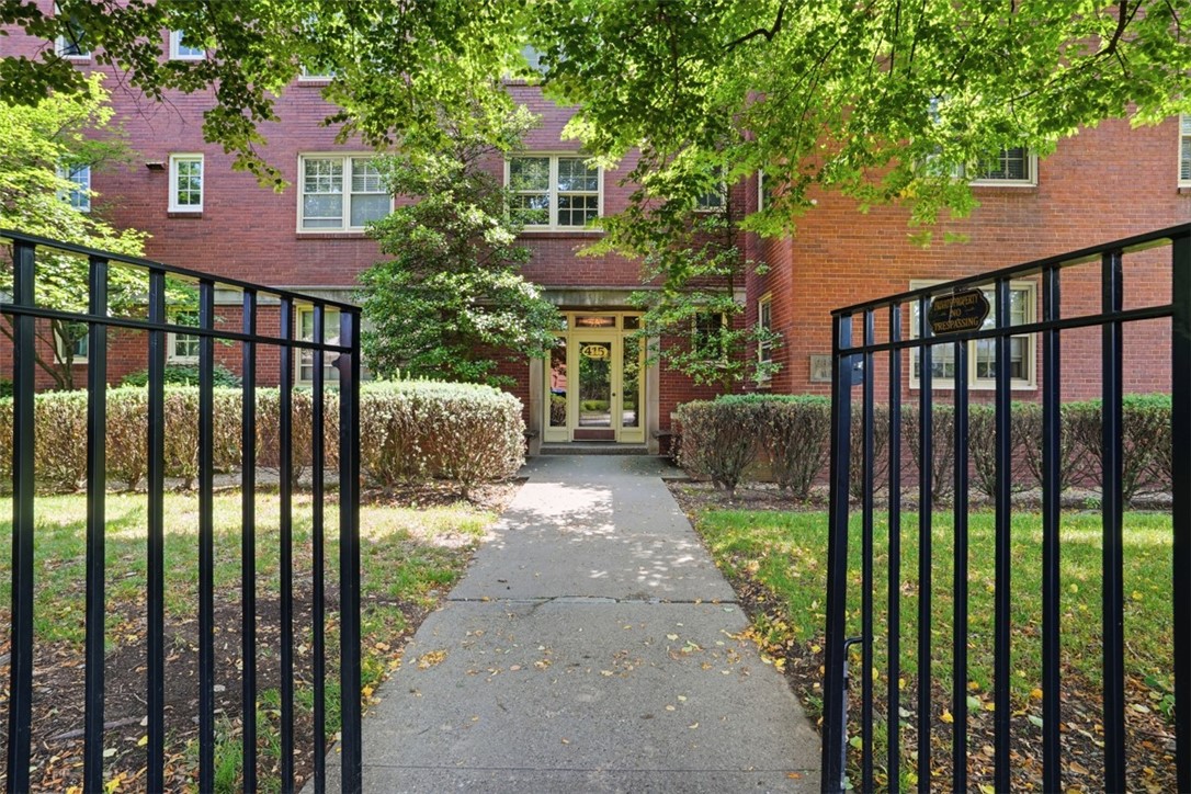 415 Bigham St 23 — photo 1