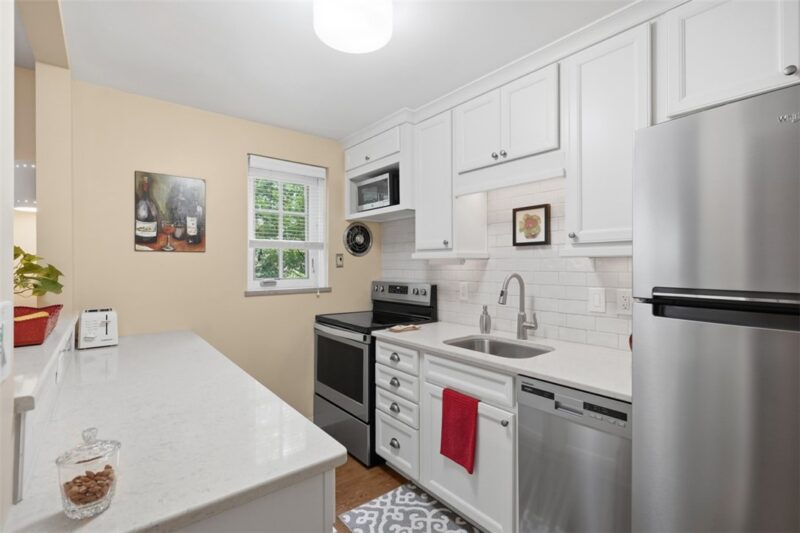 415 Bigham St 23 — photo 7
