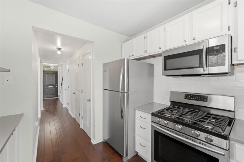 1219 Breed St — photo 8