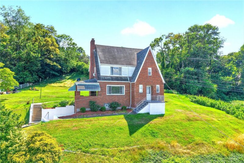 1300 Toman Avenue — photo 4