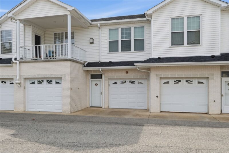 246 Adams Pointe Blvd 5 — photo 2
