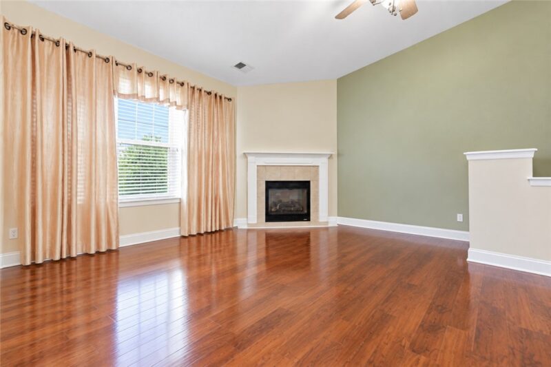 246 Adams Pointe Blvd 5 — photo 7