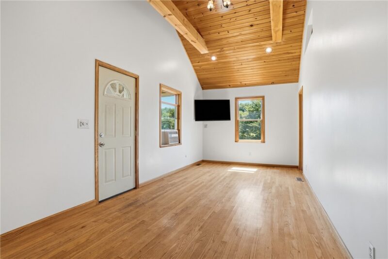 541 Sarver ROAD — photo 6