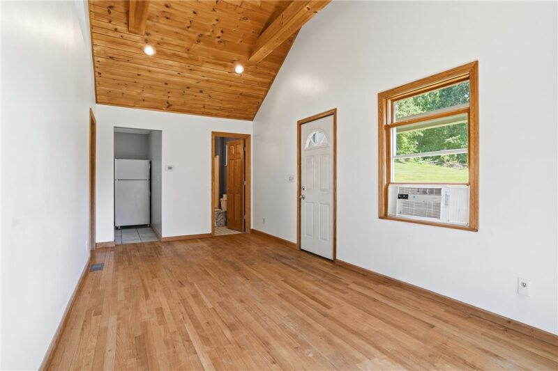 541 Sarver ROAD — photo 7