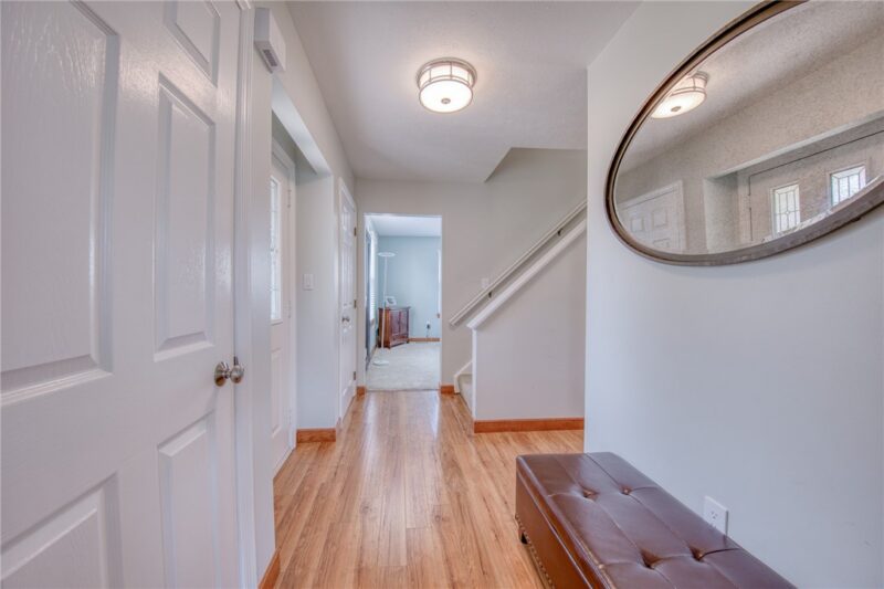 102 Bayberry Ln — photo 4