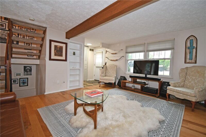 308 Murrays Lane — photo 5