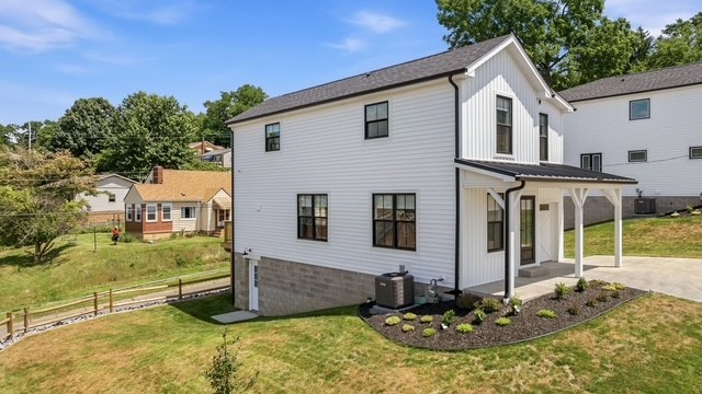 517 Harmony Rd — photo 6