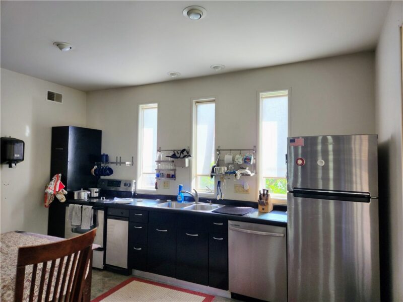 108 S Market St — photo 4