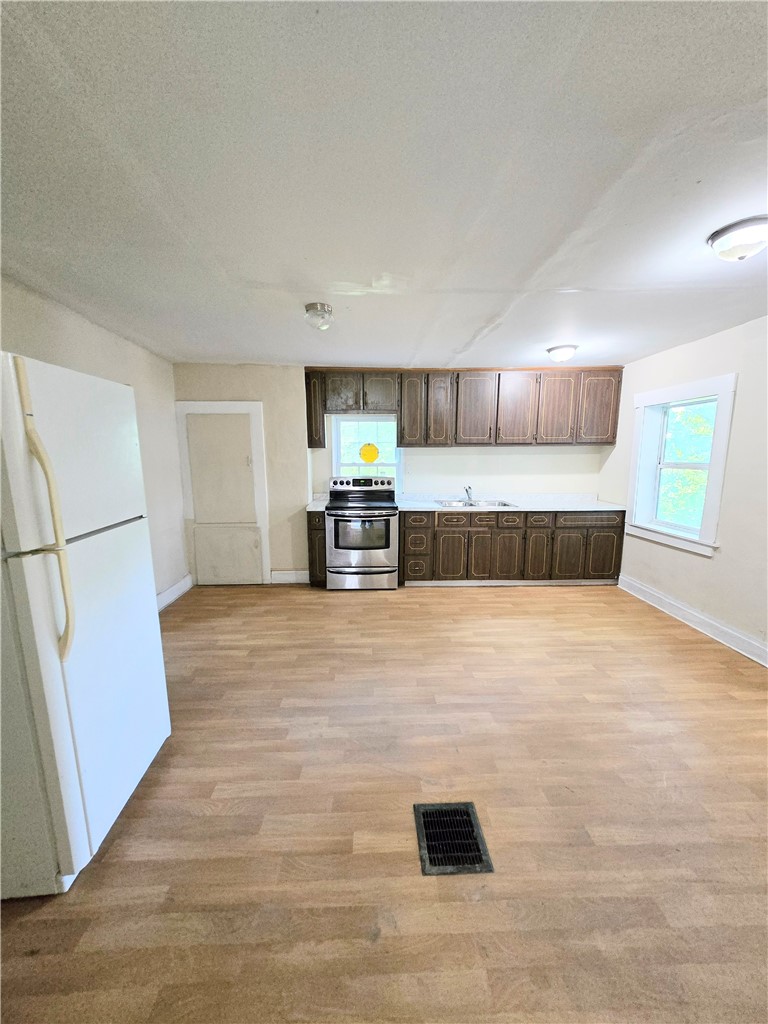 408 Pine Street — photo 8