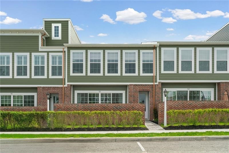 505 High Crescent Rd — photo 1