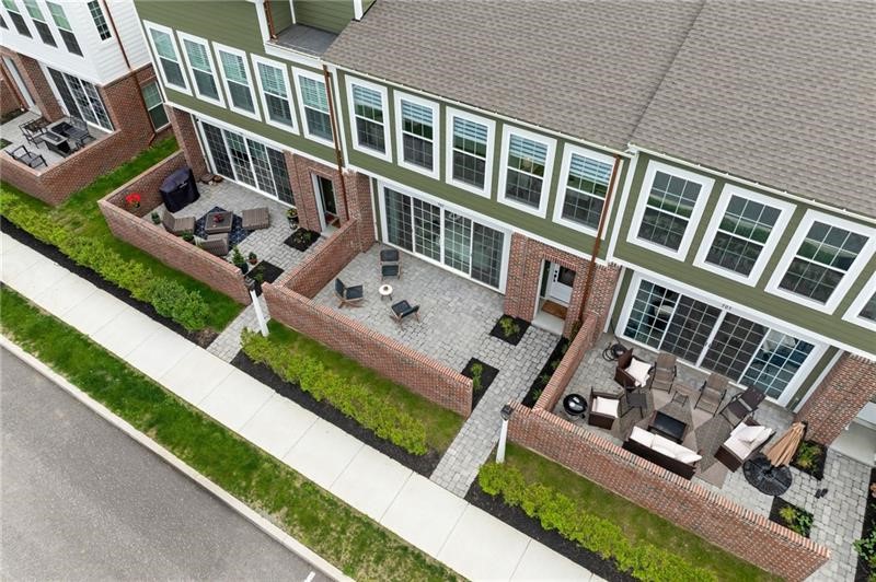 505 High Crescent Rd — photo 2