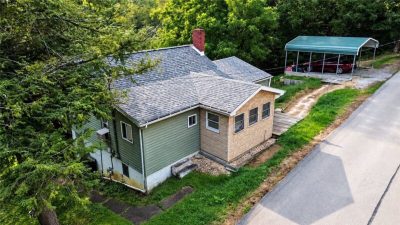 101 Fishpot Rd — photo 3