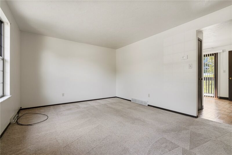 100 Duquesne Blvd — photo 4
