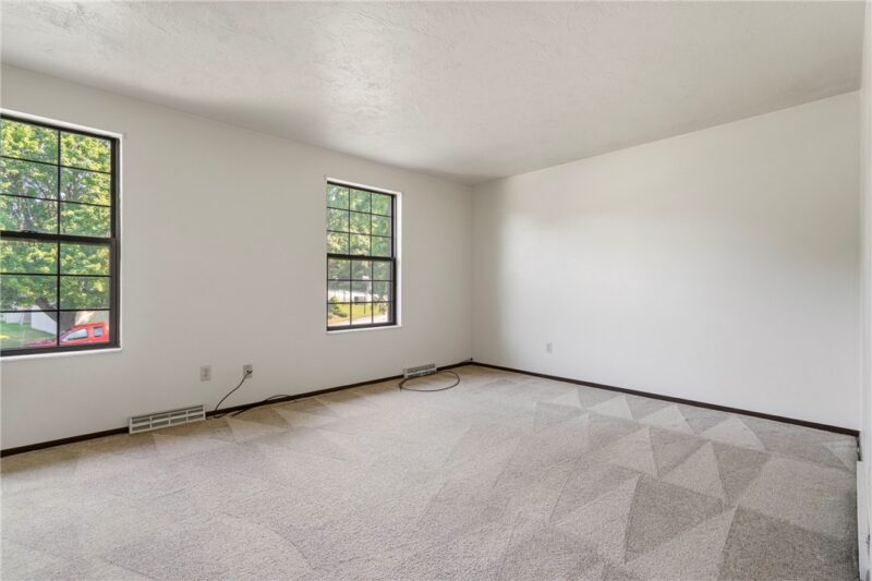 100 Duquesne Blvd — photo 5