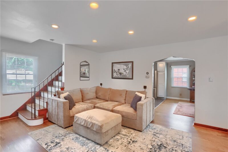 4732 Greensprings Avenue — photo 7