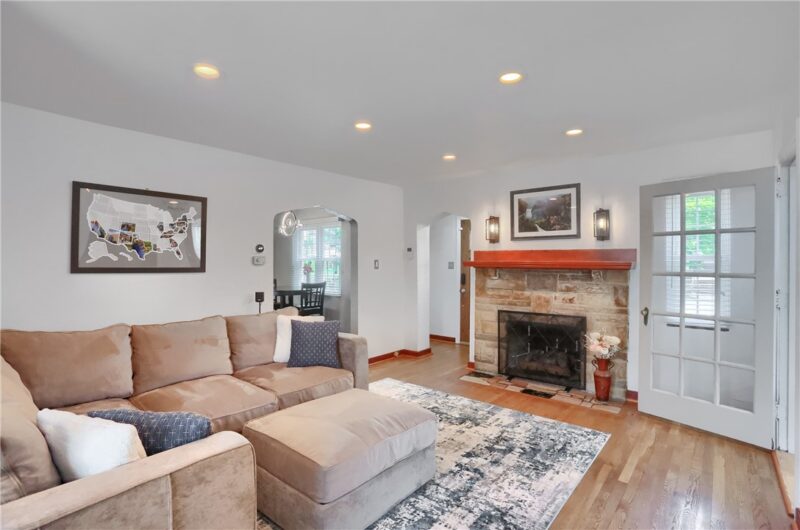 4732 Greensprings Avenue — photo 8