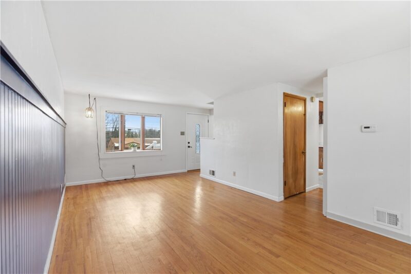 618 Arbor Ln — photo 6