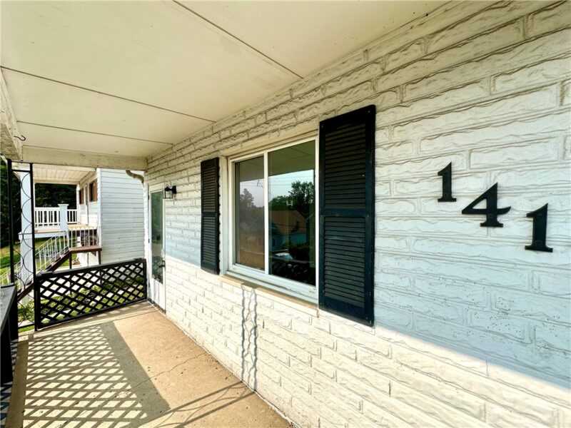 1417 4th Ave — photo 2