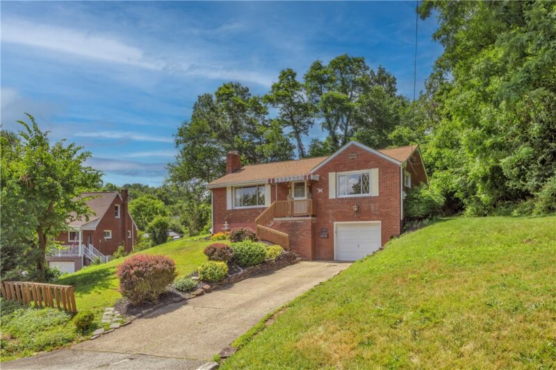 421 Orchard Dr — photo 2