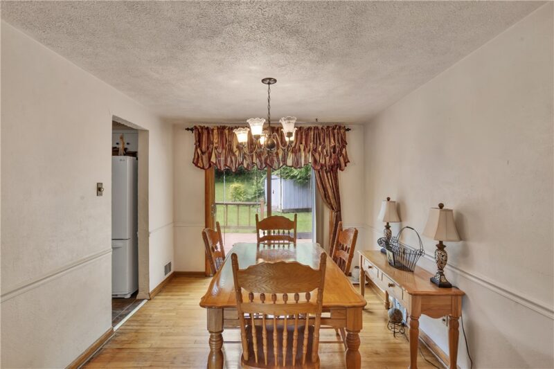 421 Orchard Dr — photo 8