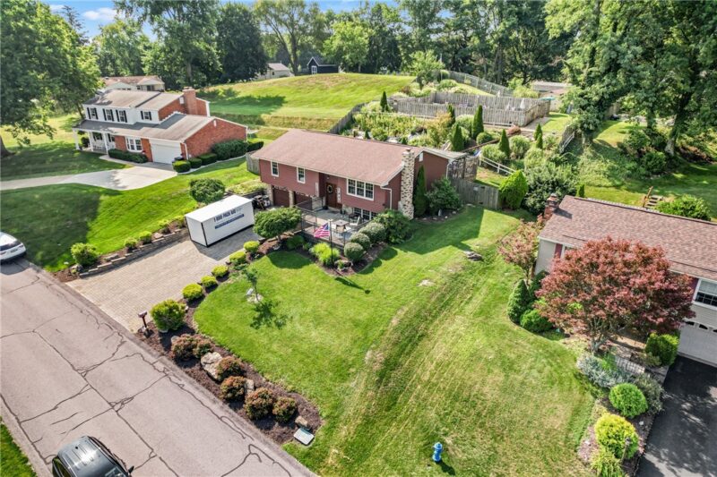 107 Tory Rd — photo 3