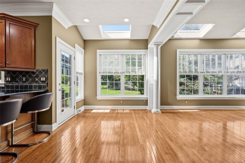 202 W Vanderbilt DRIVE — photo 4