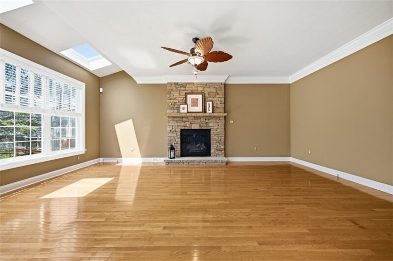202 W Vanderbilt DRIVE — photo 5