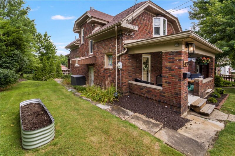 4230 Tuxey Ave — photo 3