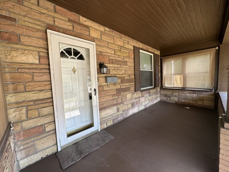 213 Sherman Ave — photo 3