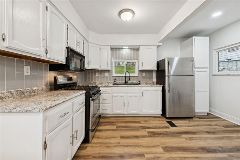 408 Chestnut St — photo 2