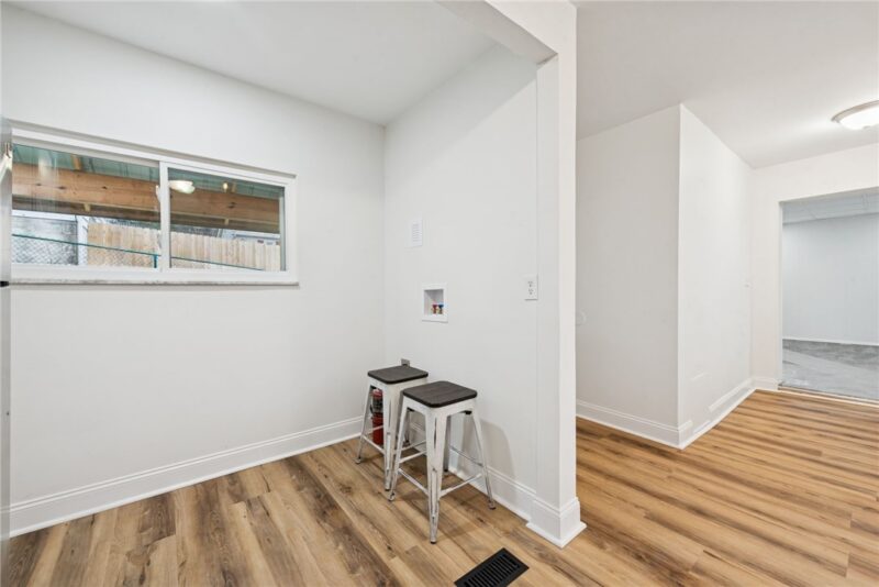 408 Chestnut St — photo 4